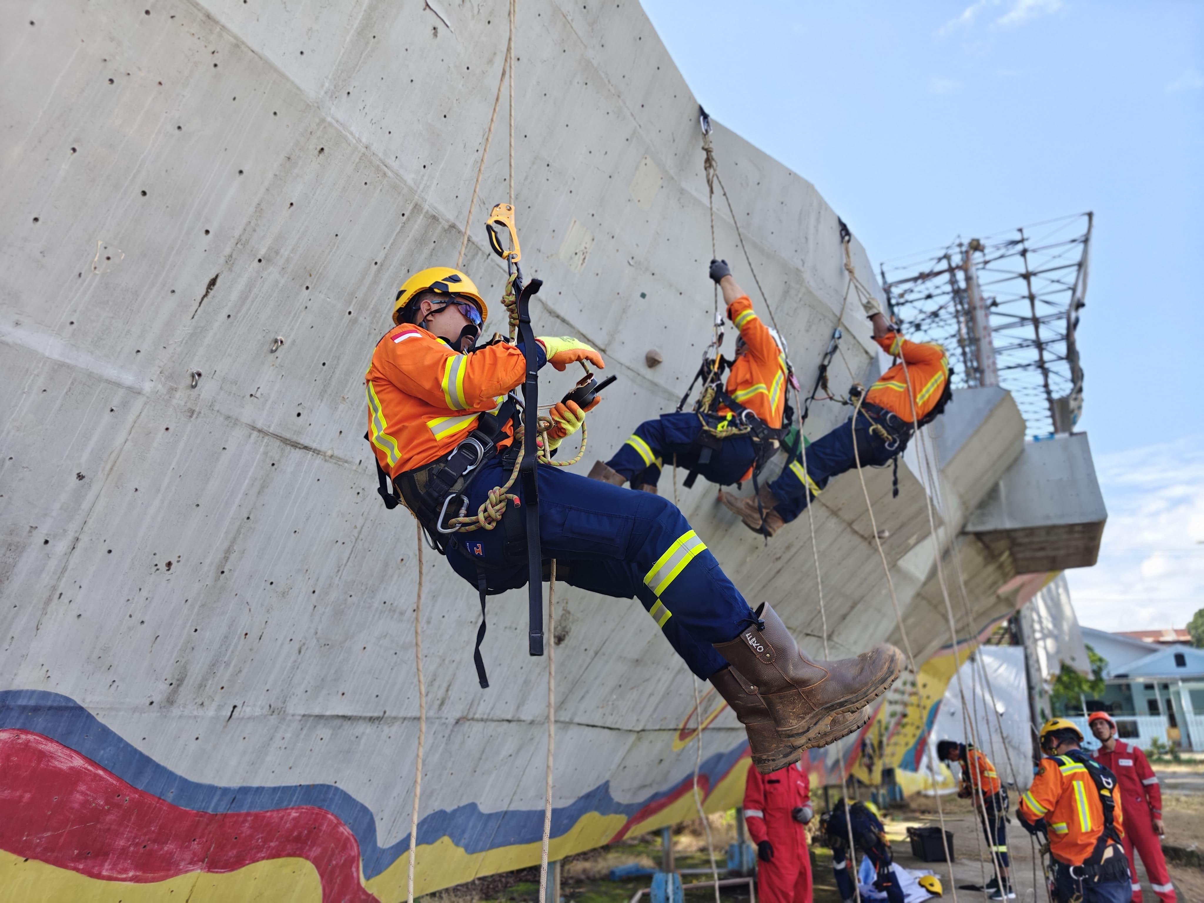 Pentingnya Budaya Safety di Industri Modern